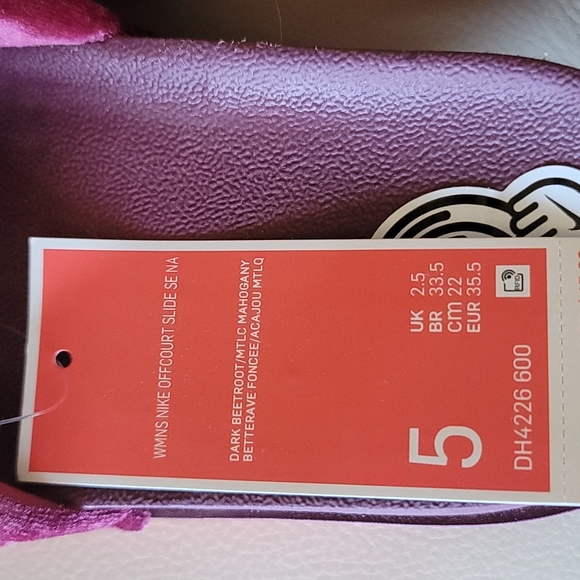 Nike Offcourt Slide - Picture 3 of 3